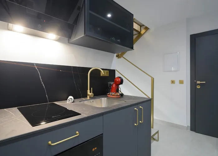 San Lázaro Apartahotel 3*